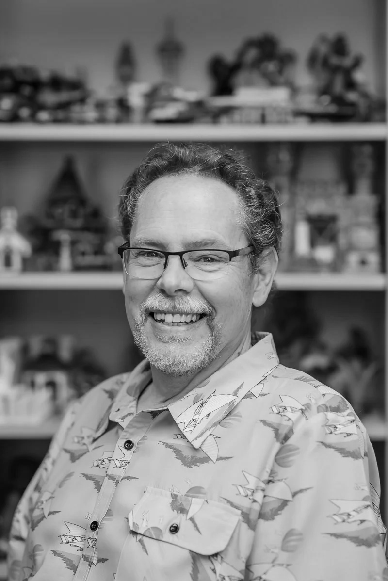 Headshot of Mark Barnes