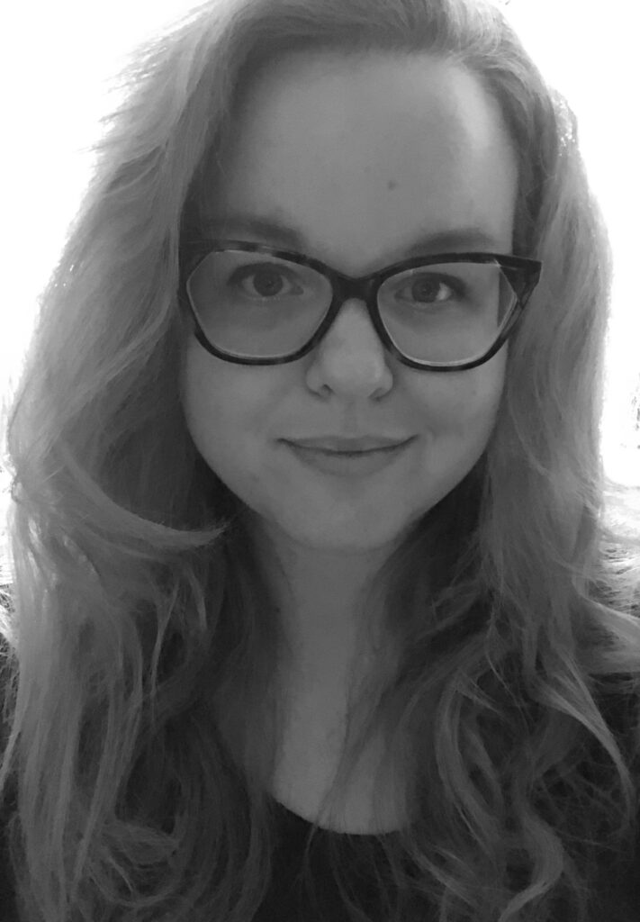 Headshot of Chelsee Osback