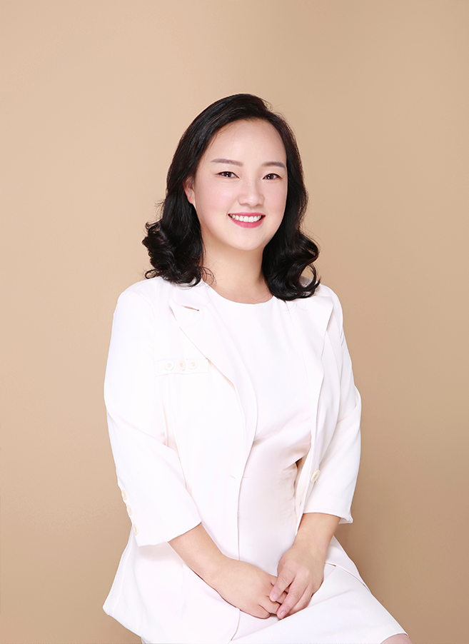 Xiaowei Lu
