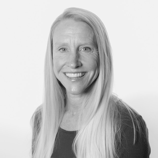 Headshot of Jennifer Cates