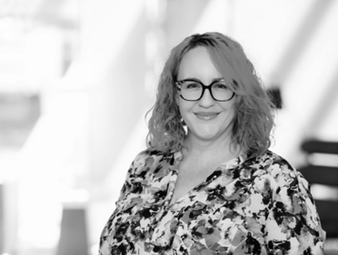 Headshot of Sara Chattom