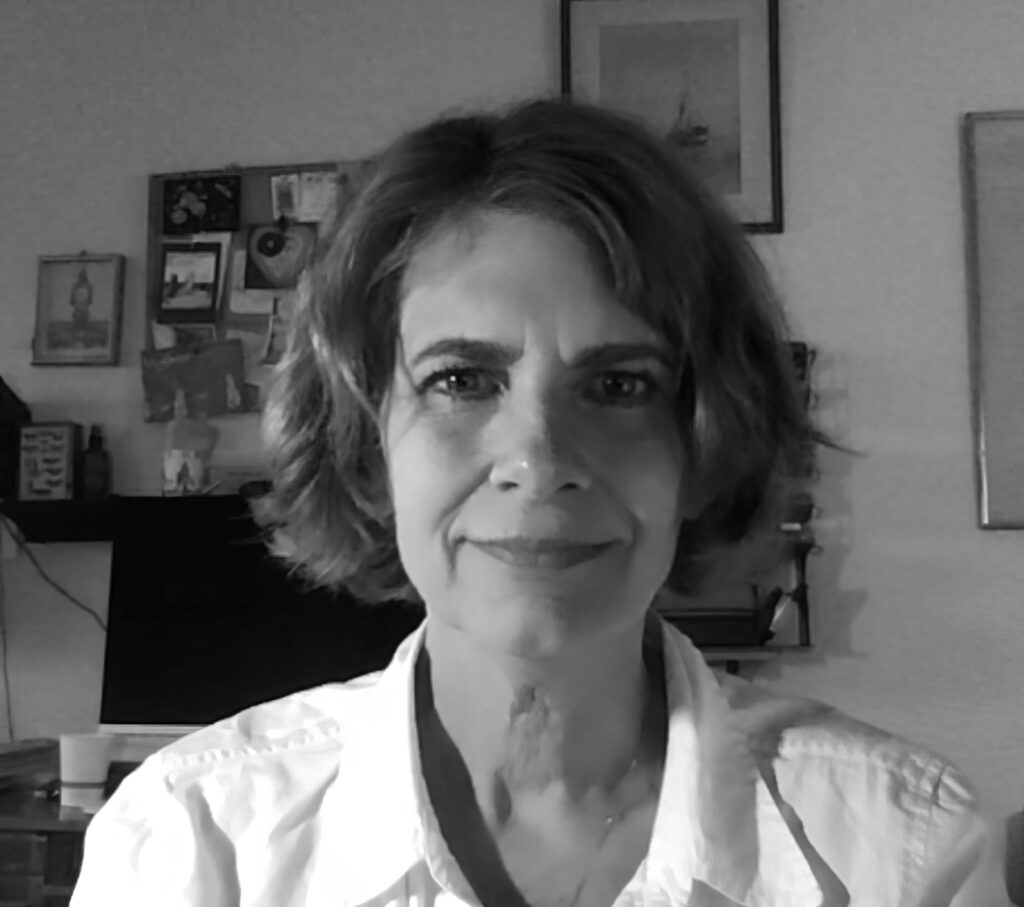 Headshot of Julie Myers