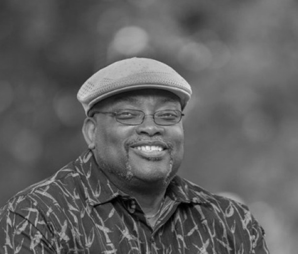 Headshot of Dr B J Davis