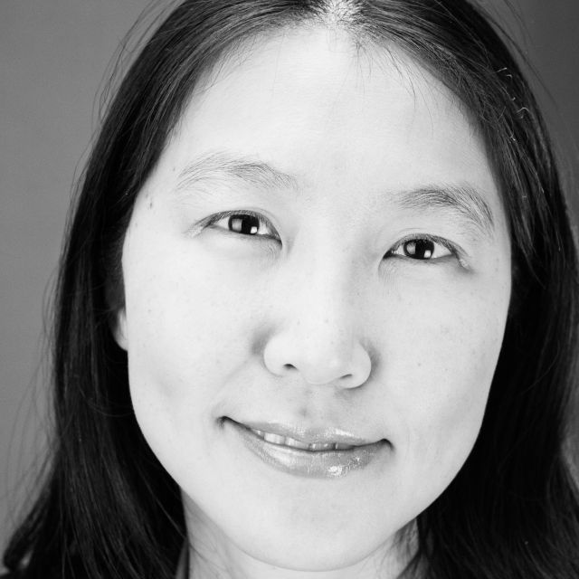 Headshot of lisa liu