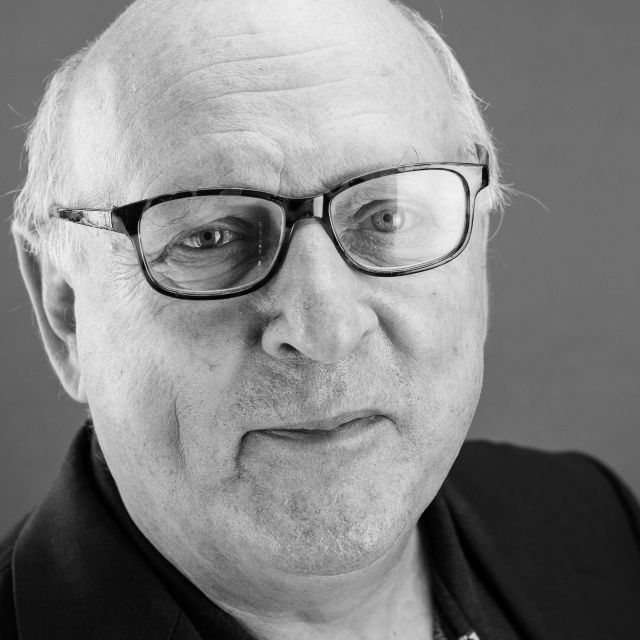 Headshot of rene naert