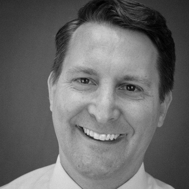 Headshot of steven thorp