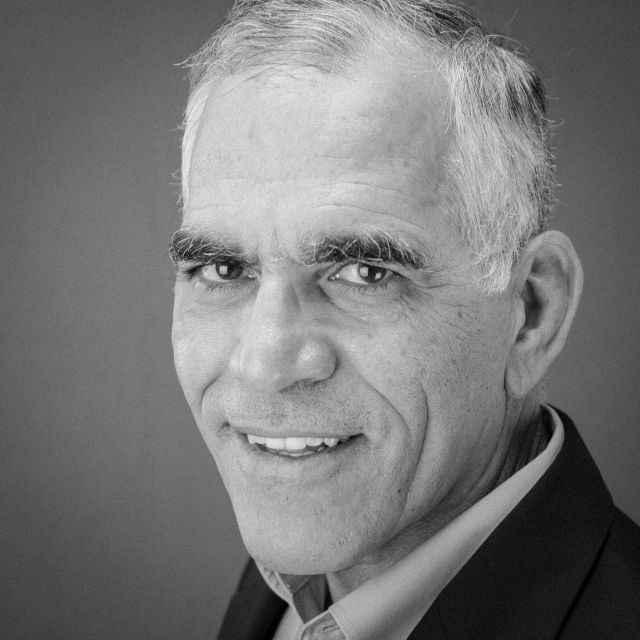 Headshot of donald viglione