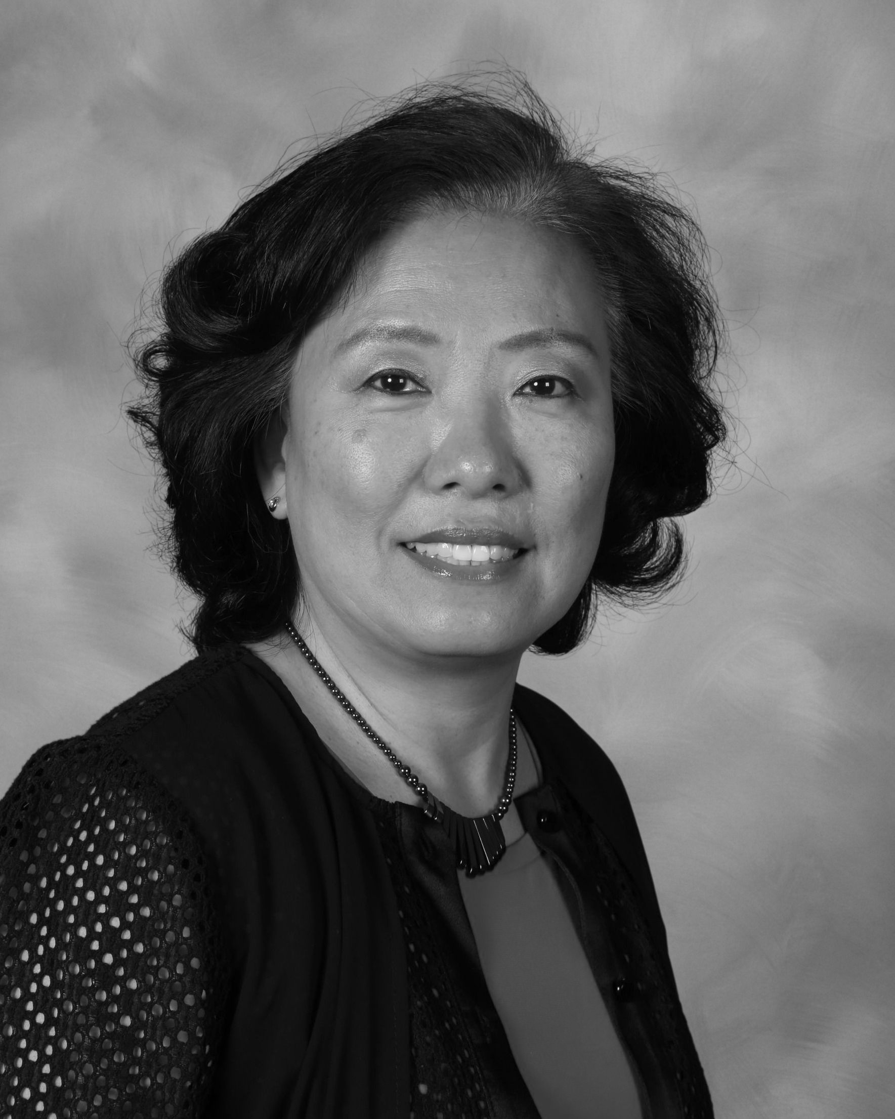 Headshot of Sung-Helen